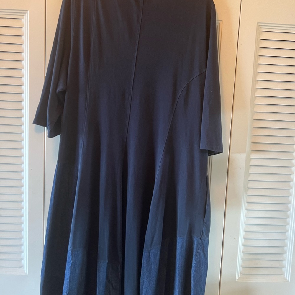 Blue Long Sleeve Crew Neck Midi dress - Picture 5 of 8